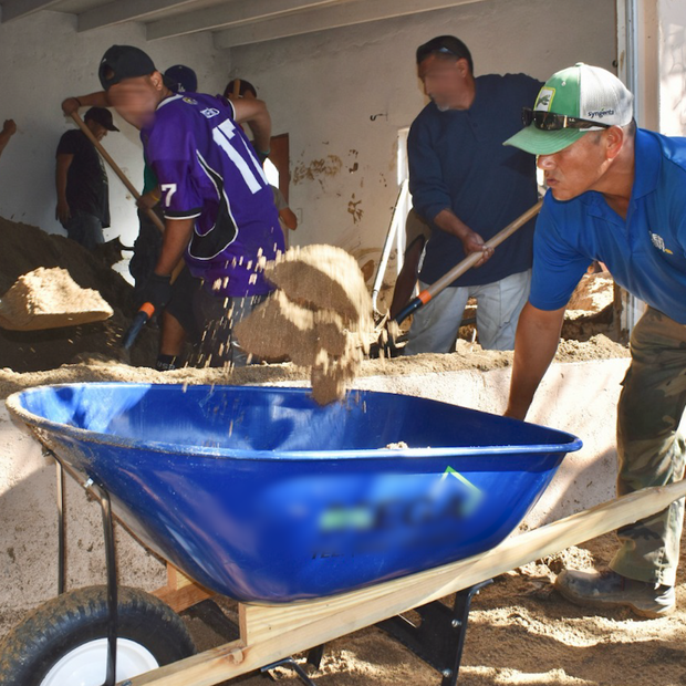 Retiran 800 Toneladas de Tierra de Vivienda Afectada por Tormenta Rachel en Ensenada, BC